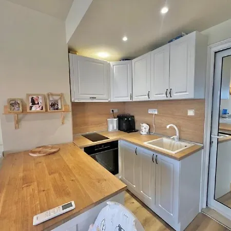 слънчево студио алпин банско! * Banszko